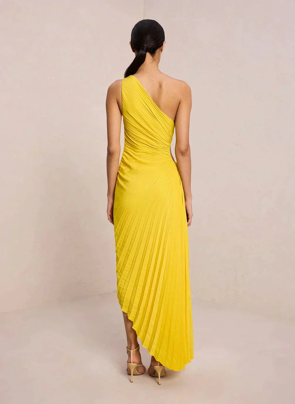 SYLVIANA | Rochie midi cu pliuri asimetrice pe un umăr