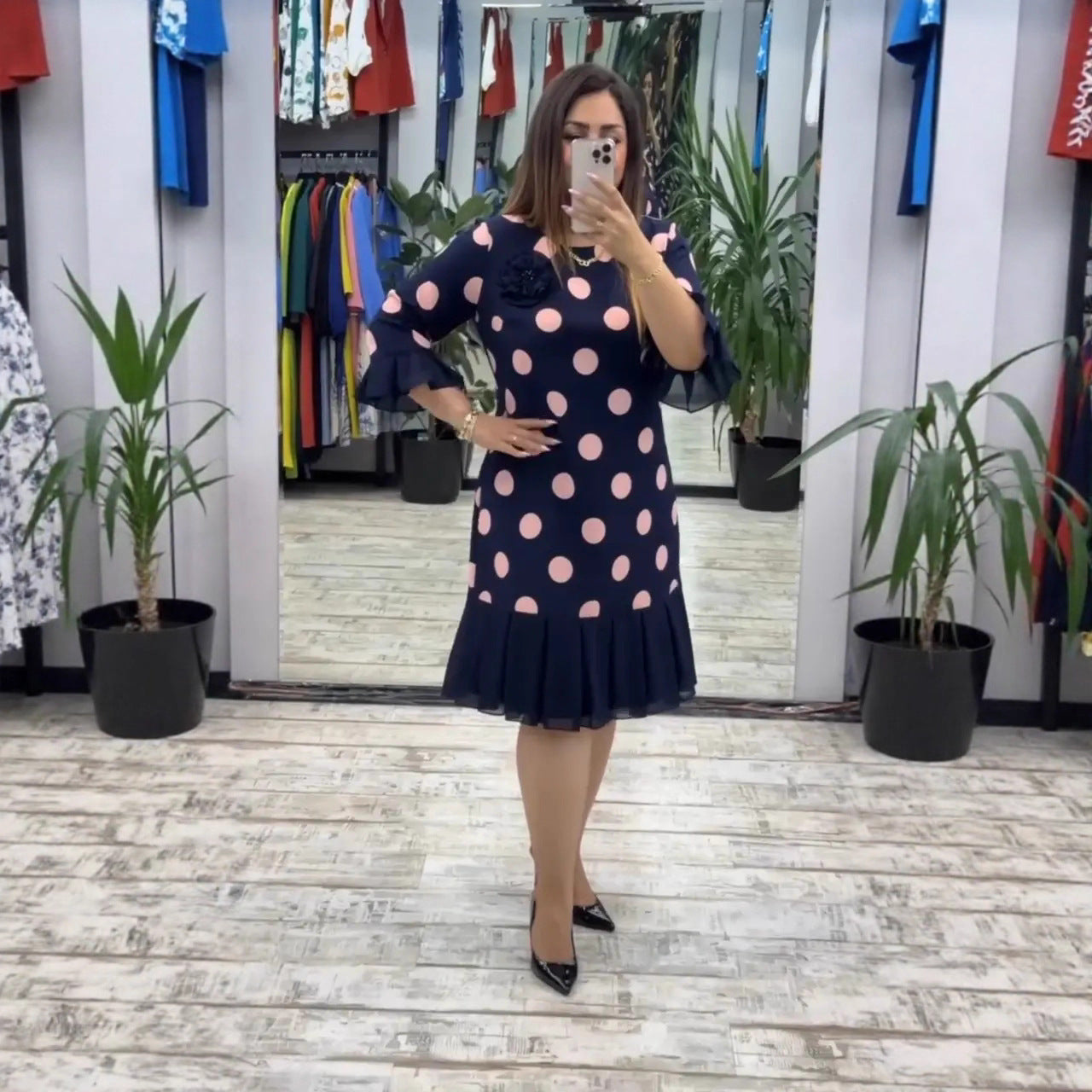 CLAUDIA | Rochie retro cu fustă plisată și manșete evazate