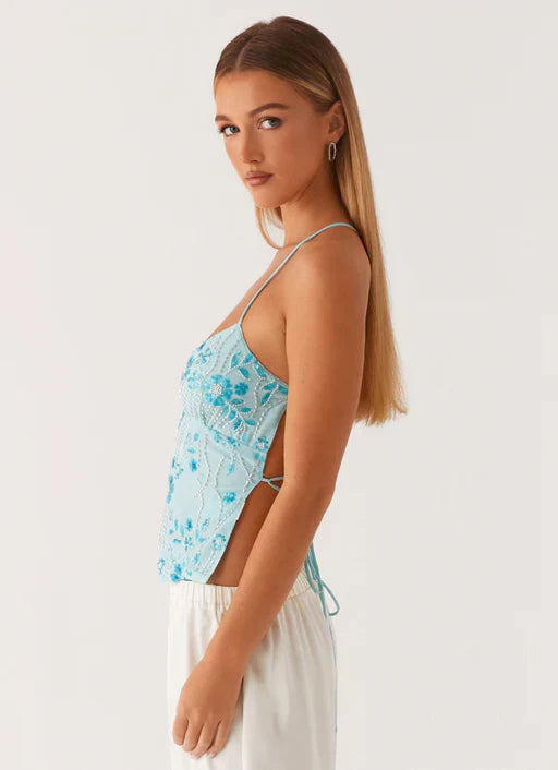 BELLA | Top stilat