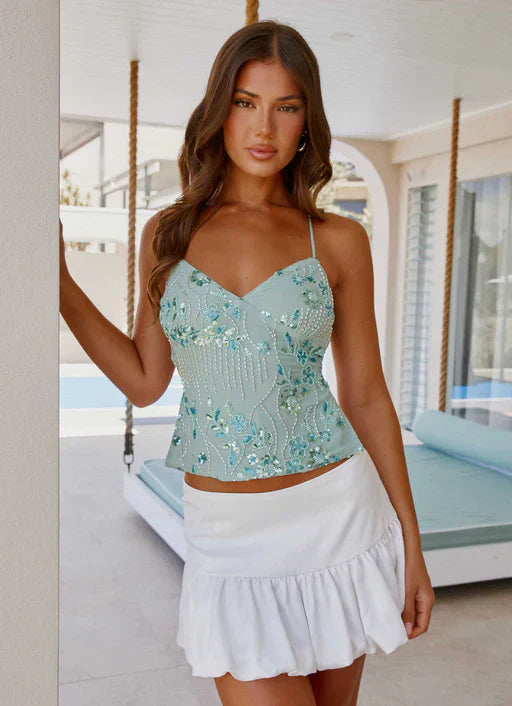 BELLA | Top stilat