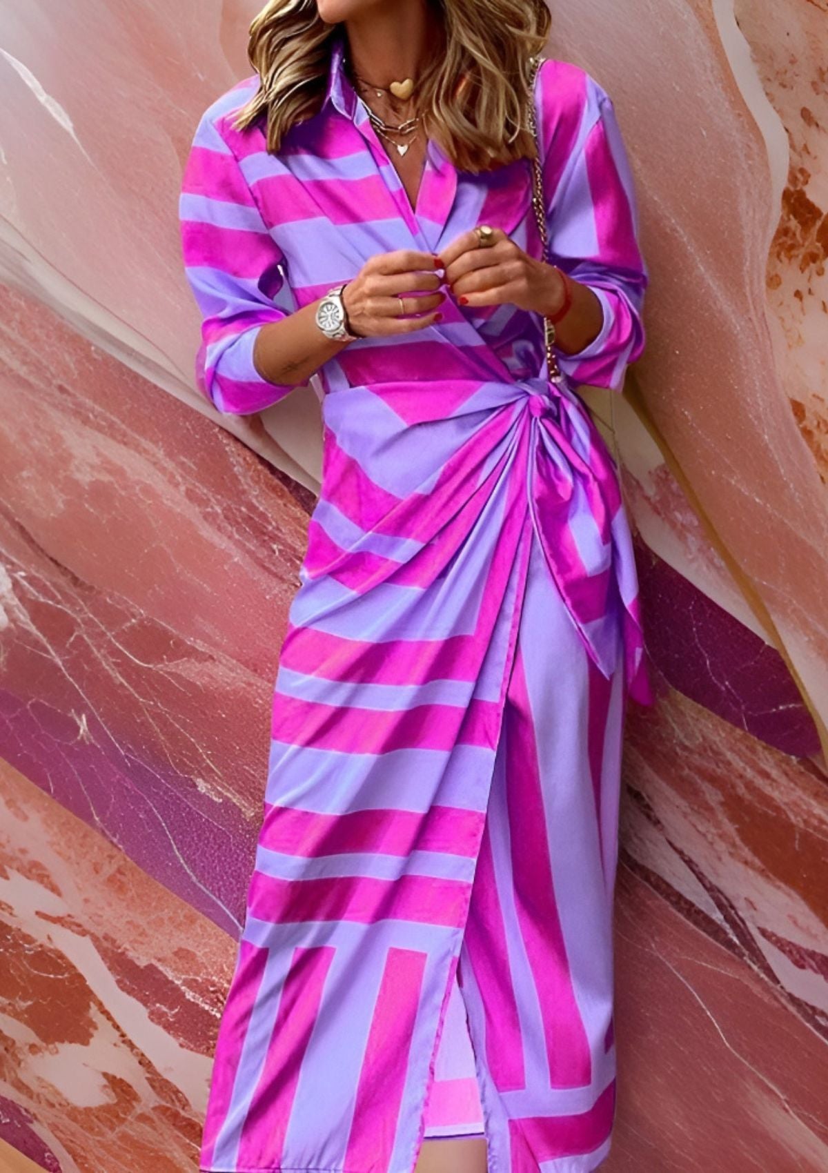 BELÉN | Rochie Elegantă cu Design Închis