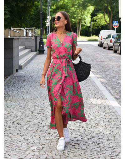 EVA | Rochie Elegantă cu Decolteu în V și Design pentru Acoperirea Burții