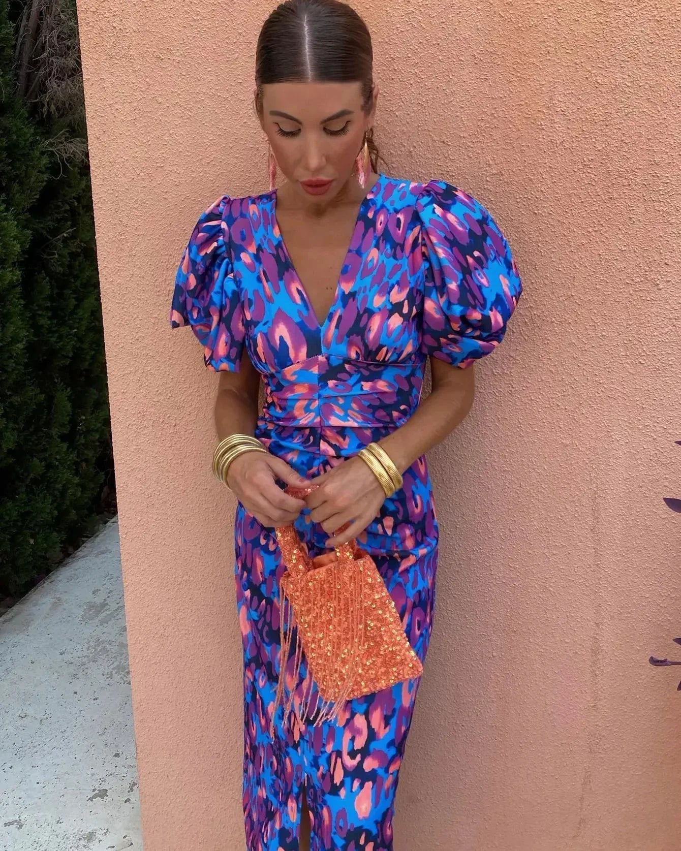 SIMONA | Rochie elegantă cu decolteu în V și mâneci bufante