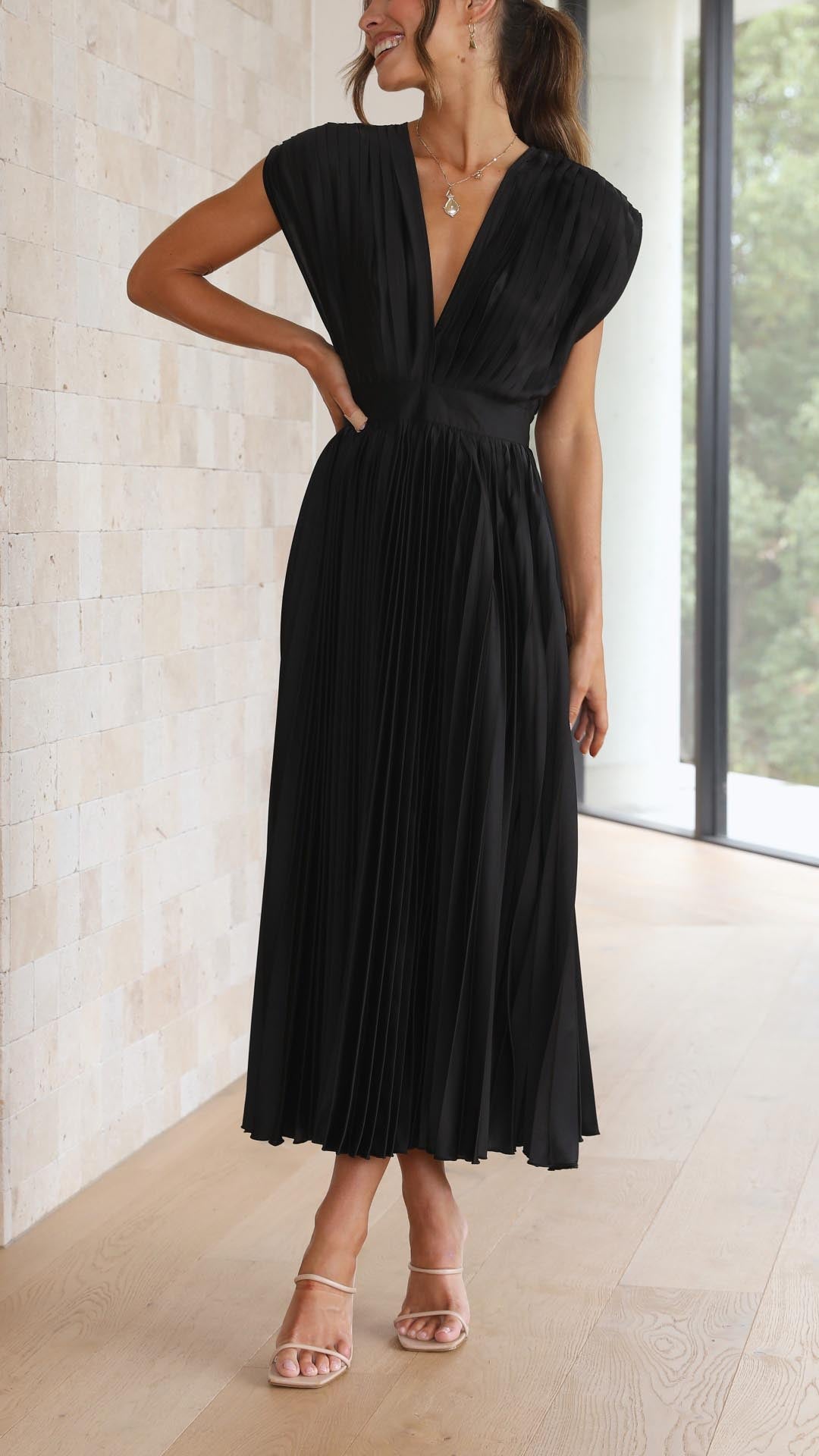 ALEXIS | Rochie Elegantă cu Volane