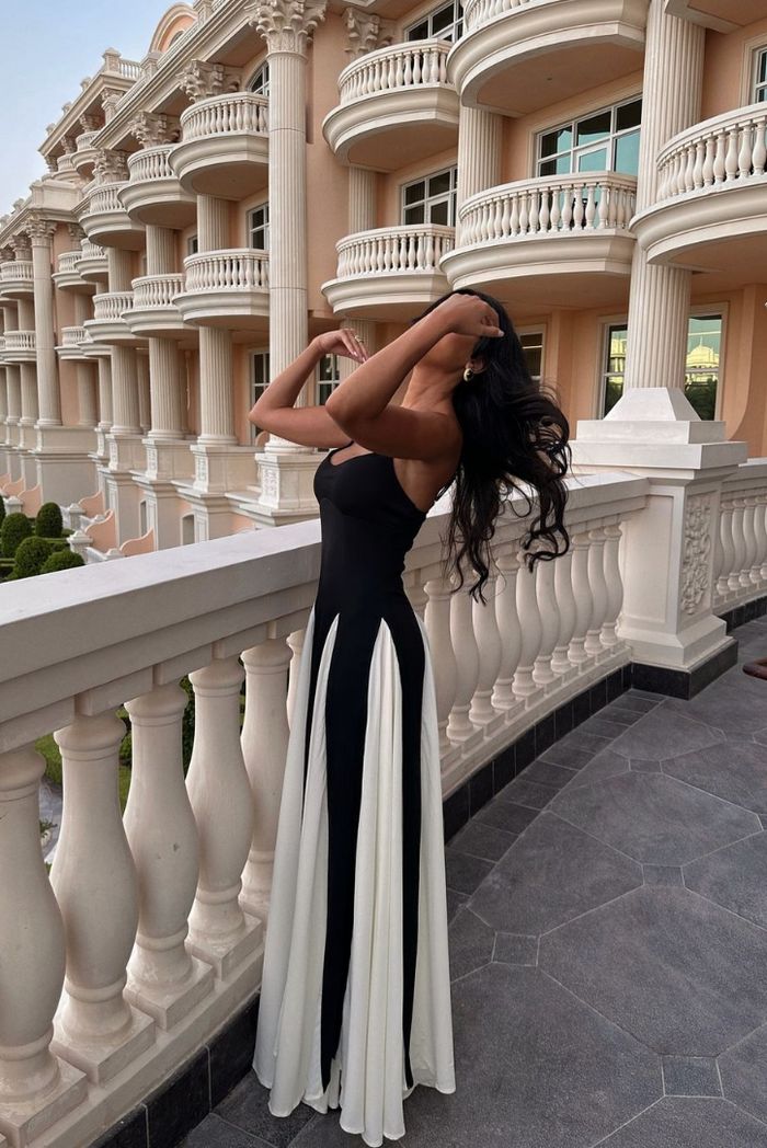 ELIANA | Rochie Maxi cu Detalii Panou