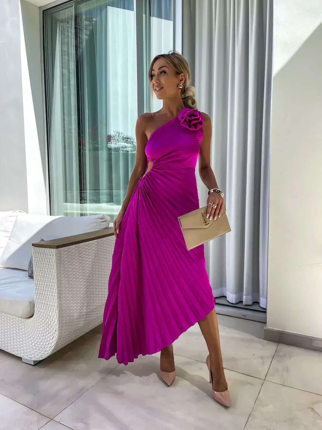 LIZBETH | Rochie cu Flori pe Umăr
