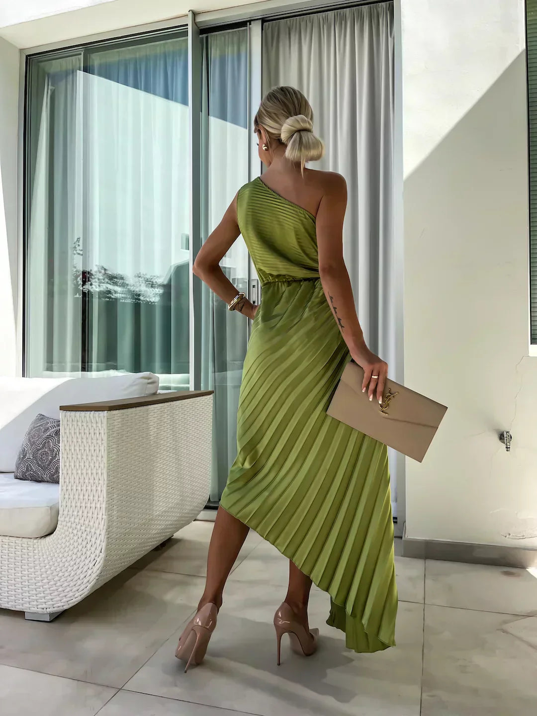LIZBETH | Rochie cu Flori pe Umăr